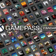Un'ampia raccolta di copertine di giochi per Xbox Game Pass Standard, con titoli come Halo, Doom e Fallout.