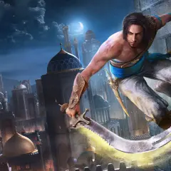 Il Principe di Persia, le Sabbie del Tempo, corre sui tetti di una città al chiaro di luna, spada scintillante.