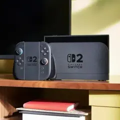 Controller e dock per i modelli Nintendo Switch, pronti per nuove avventure.