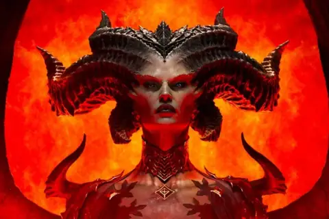 La figura demoniaca con corna imponenti domina uno sfondo infuocato, un'immagine iconica per la **diablo 4 recensione**.