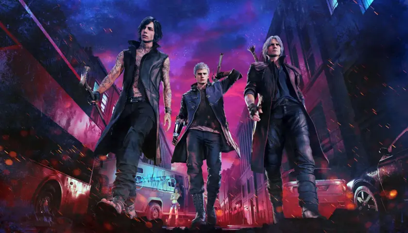 I tre protagonisti di Devil May Cry 5, Dante, Nero e V, avanzano in una città notturna con un cielo viola e fiamme che danzano.
