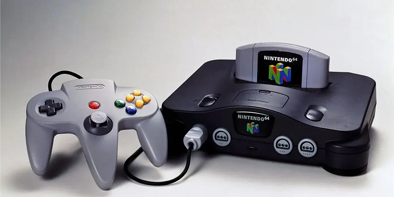 Console Nintendo 64 con controller grigio, pronta per giocare ai migliori giochi Nintendo 64.