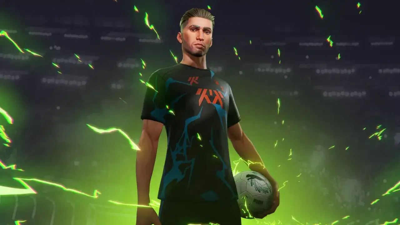 Giocatore di calcio con pallone, pronto per segnare gol. L'uscita del gioco &egrave; imminente, con effetti luminosi verdi.